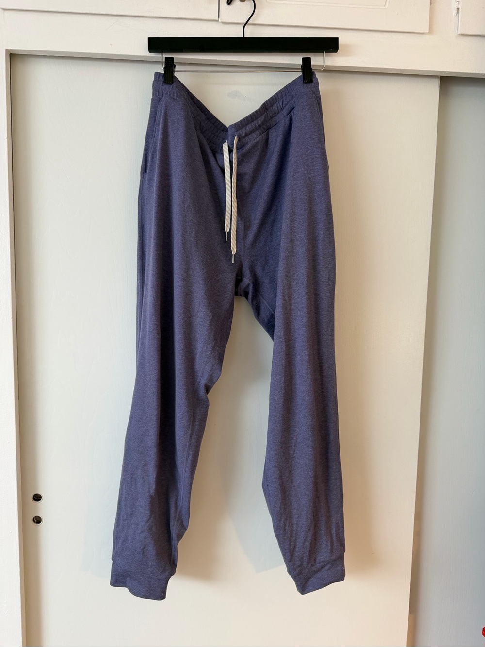 Vuori Women's Navy Purple Drawstring Joggers